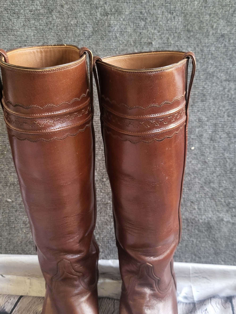 Lucchese Vintage Tall Brown Leather Riding Boots. 7.5b - Picture 3 of 12